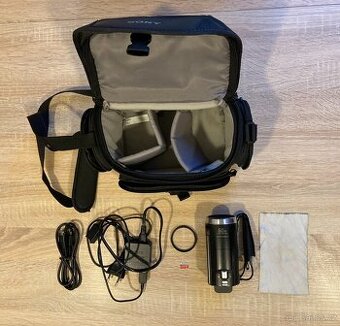 Kamera Sony HDR-CX625 s příslušenstvím