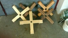 Stojánek na vánoční stromeček