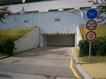 Pronájem garážového stání Irská 1/796, Praha 6