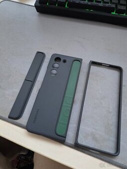 Samsung kryt se stojánkem a poutkem na Z Fold 5
