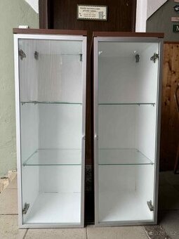 Závěsné skříňky (Kika nábytek)