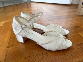 Svatební boty s krajkou – Bridal shoes, vel. 38