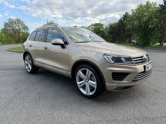 Volkswagen Touareg NF 4.2 TDI Executive | 2015 | MAX výbava