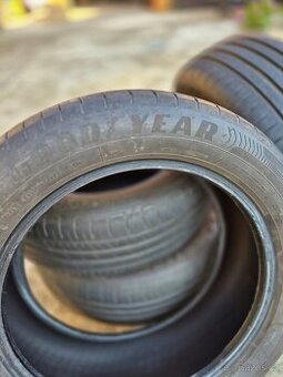 Téměř nové letní pneu GoodYear 205/55R17 91V Škoda Octavia