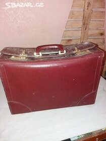 Starý kufr - 1