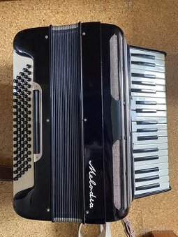 Akordeon (harmonika) Lignatone Melodia, perfektní stav