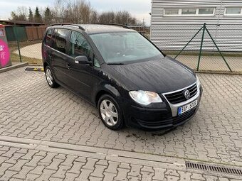 VW Touran 1.9 77kw, 2008, 7 míst - 1