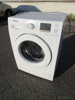 Nabízím pračku Samsung Eco Buble. přední plnění na 7 kg prá