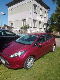 Ford Fiesta 1.2516v 60kw rok 2010 Trend
