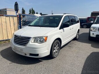 Chrysler Grand Voyager 2.8 CRDI, 7 sedaček, automat