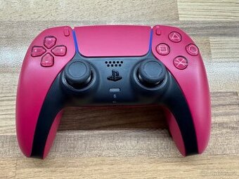 Dualsense ovladač na PS5 Cosmic Red