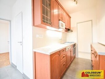 Uherský Brod, pronájem bytu 3+1, 71m2, balkon - byt