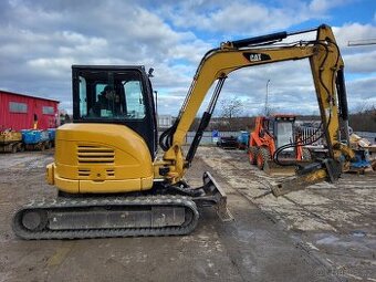 Cat 305C pásový bagr vč. příslušenství