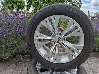 Originál ALU kola VW Passat R17 + pneu