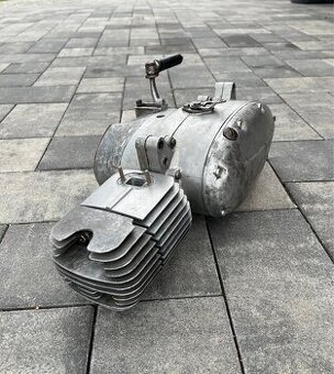 Jawa pionýr 21 motor po GO