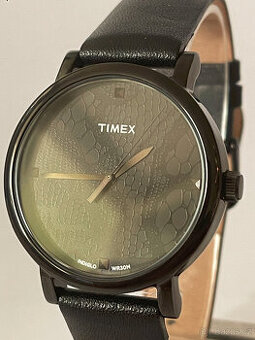 Nové dámské hodinky TIMEX t2p461 mají INDIGLO noční osvětle