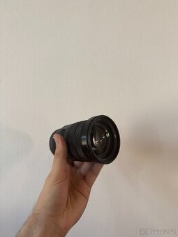 Sony E PZ 18–105mm F4 G OSS – univerzální objektiv (TOP stav