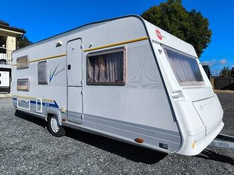 Rodinný karavan Burstner Ventana 530 PODZIMNÍ AKCE 10 000 KČ