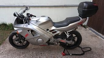 Honda CBR 600F PC 25