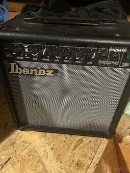 Kytarové kombo Ibanez 15W