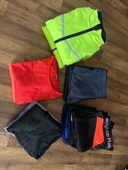 Balík sportovního oblečení vel.cca 130-145