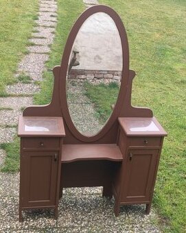 Historická starožitná toaletka (psýcha) s fazetovým zrcadlem