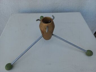 Stojánek na vánoční stromek