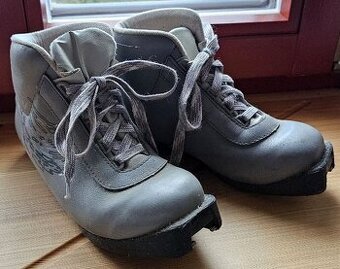 Obuv na běžky Botas BRN - 1