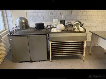 cukrářské a pekařské zařízení z cukrářské pekařské výrobny