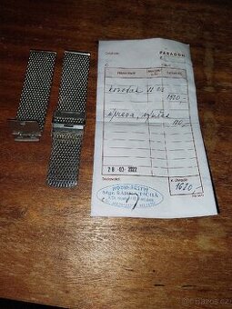 Nerezový řemínek na hodinky, PC 1500 Kč.