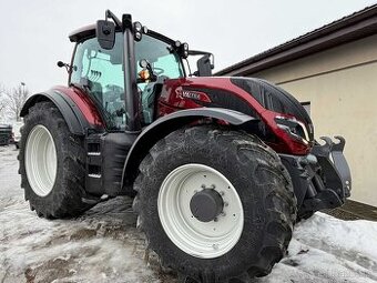 Valtra T215