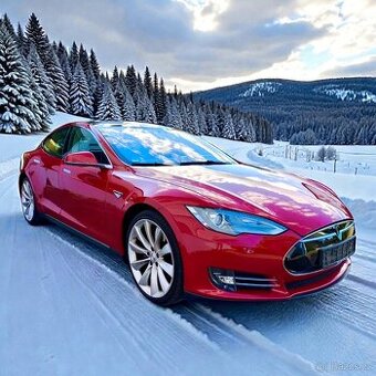 Tesla Model Perfor S P85+ Nabíjení zdarma 85t km 467Ps 600Nm