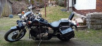 Honda Shadow Spirit 750