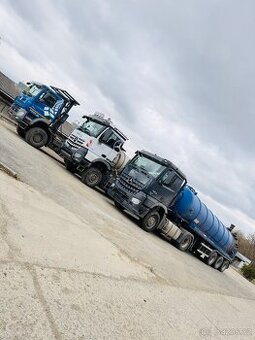 Návozová cisterna.