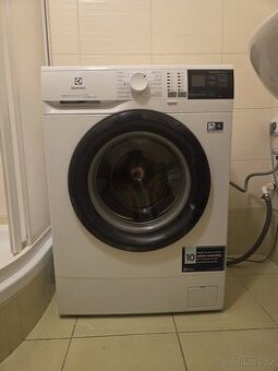 Pračka Electrolux 600 SensiCare EW6SM406BC