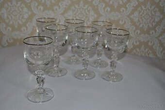 Skleničky na víno V