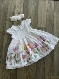 Bílé šaty