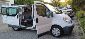 Renault Trafic 2012 9 míst KLIMA