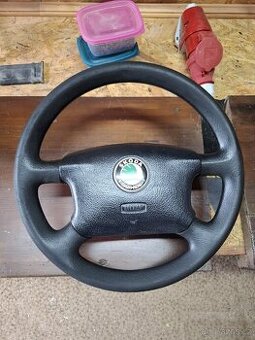 Volant Octavia 1
