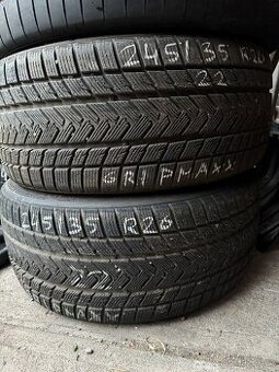 245/35 r20 GripMax.