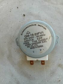 Motorek  unasece talire mikr. trouby