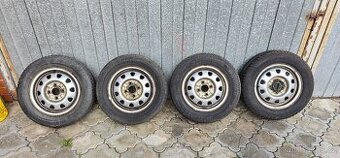 Pneumatiky s disky na Škoda Felicia/Favorit + retězy