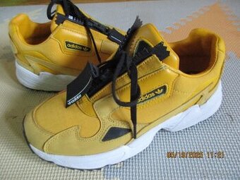 Sportovní botky Zn. Adidas - 1