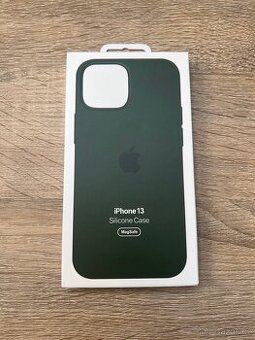 Apple iPhone 13 silicone green