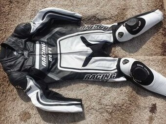 Moto kombineza Arlen Ness 52 L