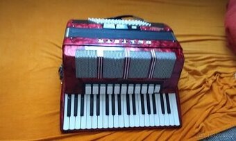 Prodám akordeon delicie CARMEN 96 basů 4 hlas