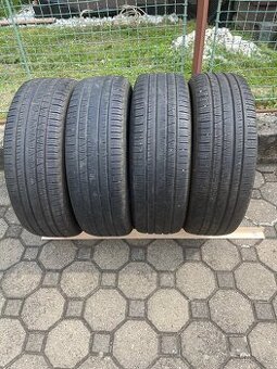 celoroční pneu 235/65 R19 Pireli Scorpion Verde