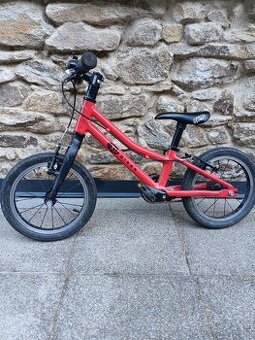 MTB odlehčené dětské kolo Pro děti od 4 do 6 let.
