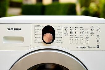 Pračka Samsung s předním plněním