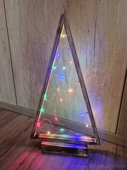 Dekorace - stromeček